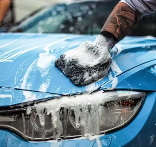 غسيل سيارات متنقل في الكويت - خدمة احترافية