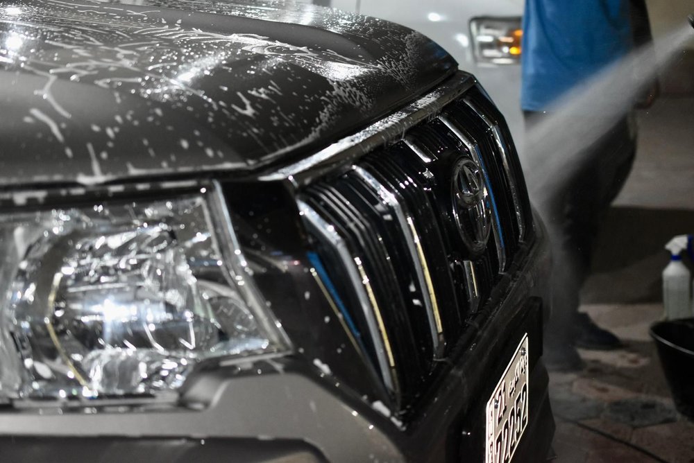 تنظيف داخلي شامل للسيارات - Interior car cleaning